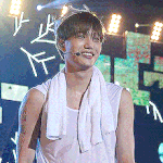 [EXO] 자고일어났는데 <b>허리</b> 완전 아파
