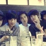 [EXO] 레이<b>맘</b>들아 <b>이</b>사진 맨오른쪽 레이야?