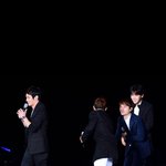 [EXO] 굥숭이 선배님이랑 <b>악수</b>