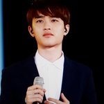 [EXO] 경수 플뷰 존잘+조카<b>아련</b>