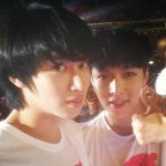 [EXO] <b>김희철</b>씨 인스타에 레이ㅠㅠ