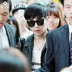 [EXO] 지금상황존나레이이어폰줄같다