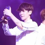 [EXO] <b>니</b>네 세혐이 <b>팬</b>농락에 넘어가지마라