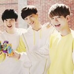 [EXO] 학교에서는 <b>판</b> 못하겠던데