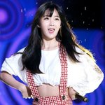 빗속에서 춤추는 레인보우 <b>조현영</b>