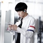 [찬열] 어제자 공항 <b>버섯</b>머리 꾸욥 ㅠㅠ