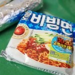 <b>야식</b>먹는 중~~ 비빔라면 갑, 팔도비빔면 ㅋ