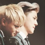 [EXO] 지나가는데 엑소 만나면 어떻게 행동할거임?