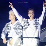 [EXO] 유난히 탈 것과 <b>인연</b>이 많은 엑소