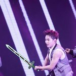 [시우민] 시우민, 민석이 검을 받아랔ㅋㅋㅋ