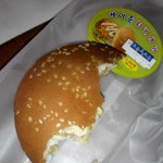 (사진有)편의점햄버거에서 약2.5cm철사나왔어요ㅡㅡ