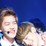 [EXO] 호모<b>렌즈</b> 빼고 이짤어<b>때</b>