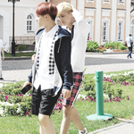 [EXO] <b>다리</b> 봐 ㅁㅊ <b>살</b> 좀 쪄라 경수야 종인아
