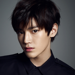 [EXO] 헐 야 <b>이사진</b> 순간 종대로 보임 ..... 뭐야......