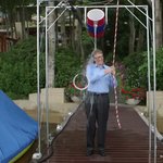 아이스<b>버켓</b> 웃는거같고 뭐라할거면 이사람도 좀 욕해봐라