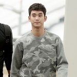 요즘 <b>맨투맨</b>에 빠진듯한 김수현