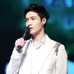 [EXO] 씽이는 왜 <b>앞머리</b> 까는거 안좋아하지