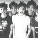 [EXO] 엑솤이들 퐅북 <b>단체컷</b>넘이뻥