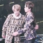 [카이] 루한이 안아주려다 <b>거절</b>당한 종인이