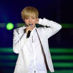 [EXO] <b>이런</b> 머리<b>색</b> 어울리기도 쉽지 않은데‥