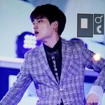 [EXO] 경수<b>턱</b><b>선</b> ㄹㅇ개쩐다ㅋㅋㅋㅋㅋ