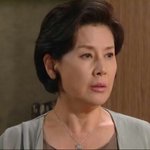 [EXO] 이 아줌마도 은근히 <b>속물</b>로 나왔음