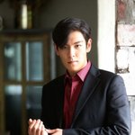 <b>뾰루지</b>나도 잘생긴 탑ㅋㅋ