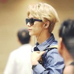 [EXO] 루한 요새 누가 입혀<b>주나</b> 완전 훈훈