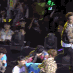 [카이] 너무 귀여운 바람에 직접 움짤 쪄옴ㅋㅋ