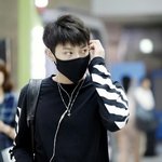 [EXO] 애들사이에서 검은마스크가 <b>유행</b>인가봐