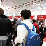 [EXO] 레이가 매는  가방 <b>얼마</b>게