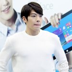 팬싸인회에서 심쿵하게만든 김우빈