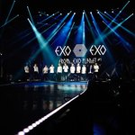 [EXO] <b>sm타운</b>에도 사진떳다