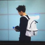 [시우민] 시우민 새로뜬 출국 <b>플뷰</b>~