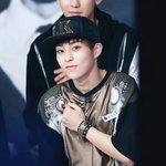 [EXO] 이거<b>한지</b> 벌써일년된거야?