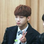 [EXO] 친구가 <b>우울</b>하다고 잠깐 놀자는데
