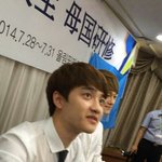 [EXO] 은행에<b>볼일</b>이있어서갔는데이런직원이앉아있다면?