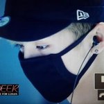 [EXO] 뭔가 공항에서<b>피곤해</b>보였어....