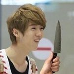 [EXO] 턱성형<b>전문의</b>