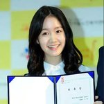 [댓글부탁] 이사진 진지희 묘하게 윤아닮았지않아요?