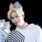 [EXO] 한 3년지나면 연옌데뷔해서 엑소팬이었다고