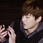 [EXO] 야!!김준면!!<b>니여친</b>이쁘다며 계속그렇게숨기고안보여줄꺼냐...