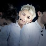 [EXO] 나 입안에서 <b>생리</b>피<b>냄새</b>남ㅋㅋㅋㅋㅋ