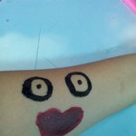 [EXO] 이번엔 팔에다했는데 난 <b>소질</b>없나봐