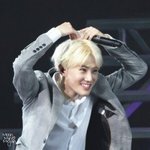 [EXO] 준면이 콘서트 단독으로노래부르는거