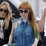 오늘자 공항출국중인 박봄