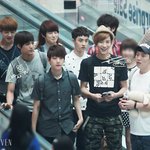 [EXO] 공항팬들이 신기했던적이있었지