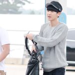 [EXO] 박찬열 <b>가방</b>에 달고있는거뭐야?