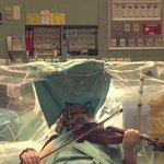 [추억파리여] <b>뇌수술</b> 중 바이올린 연주하는 환자