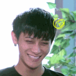 [EXO] 타오 팬 손등에 뽀뽀해주는 영상